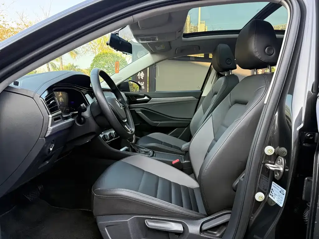 Volkswagen Sagitar 2021 из CN, фото 2