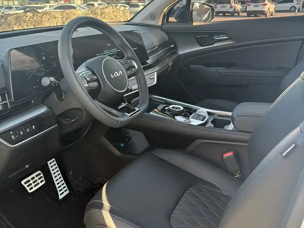 Kia Sportage 2024 из CN, фото 2