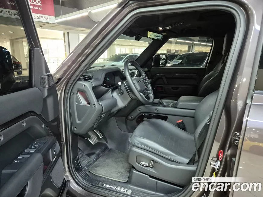 Land Rover Defender 2025 из KR, фото 10