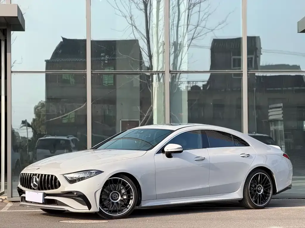 Mercedes-Benz CLS — фото 1