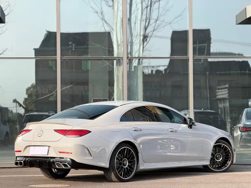 Mercedes-Benz CLS — фото 3