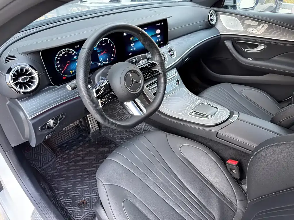 Mercedes-Benz CLS — фото 4