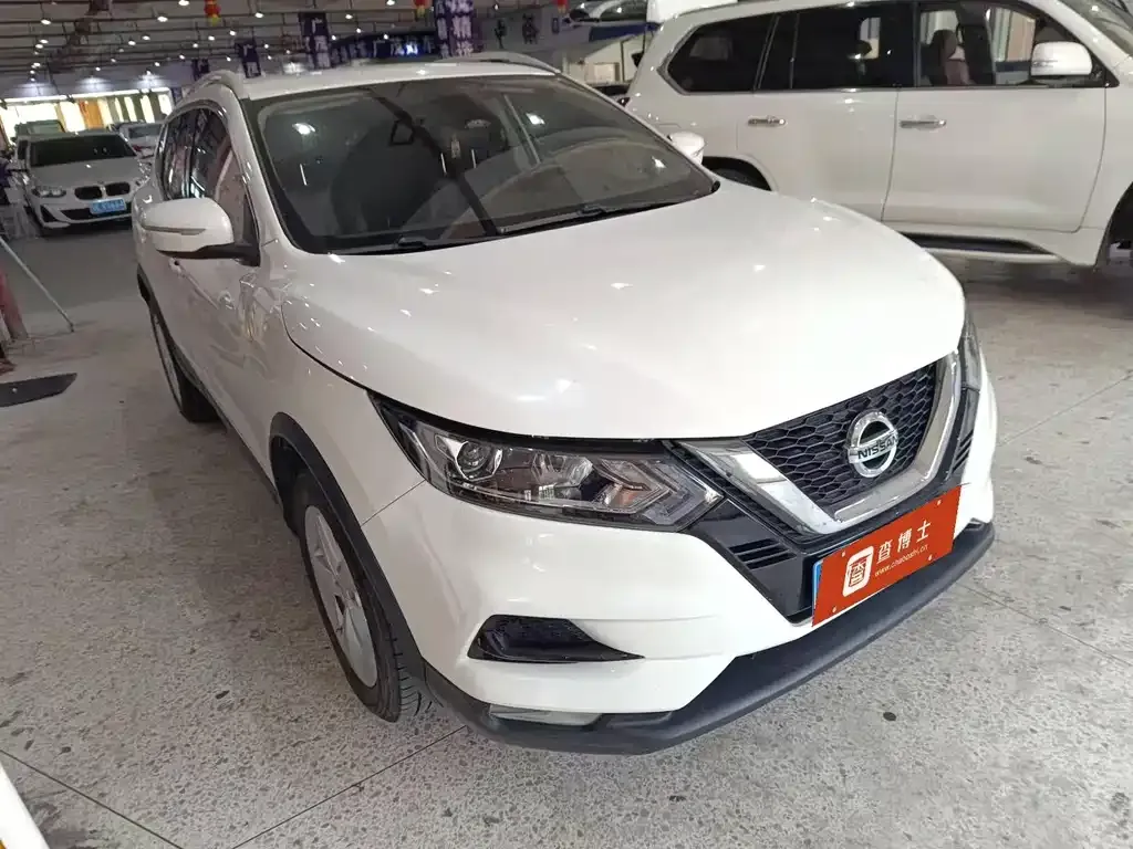 Nissan Qashqai — фото 2