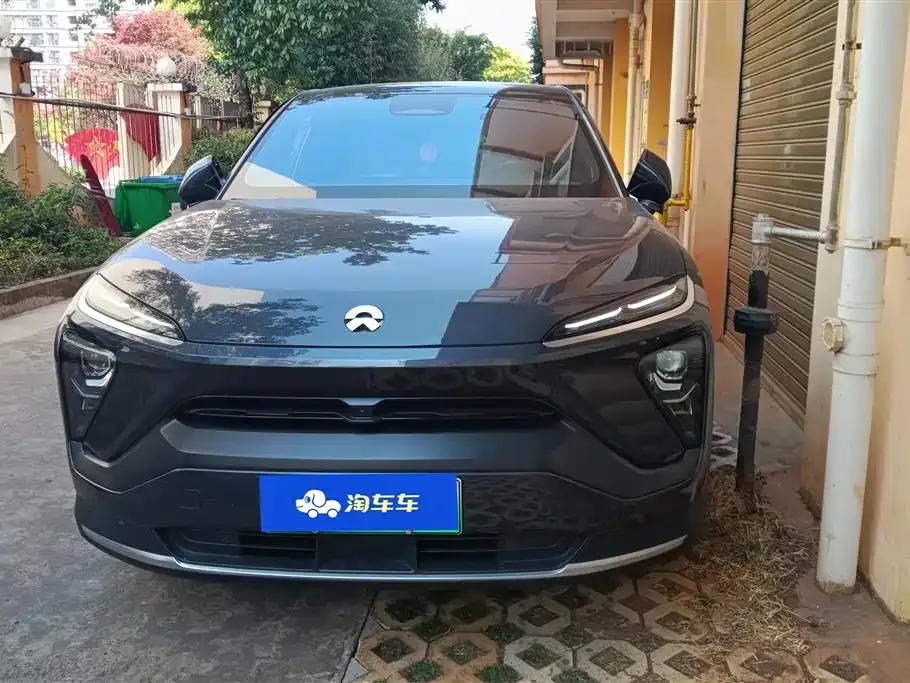 NIO EC6 — фото 10