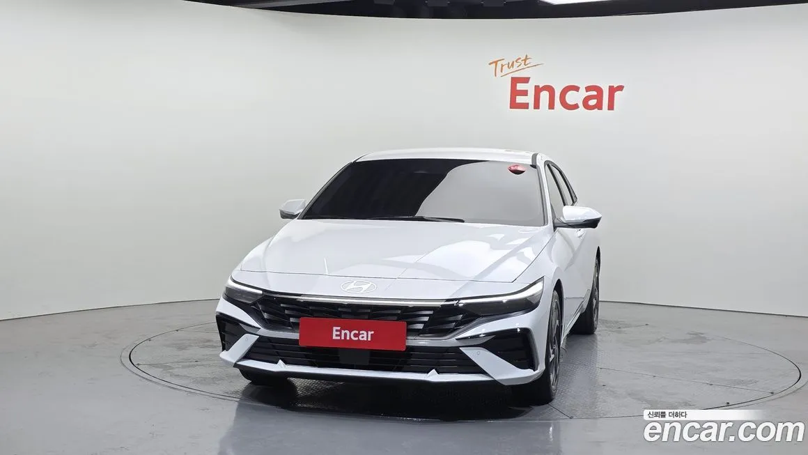 Hyundai AVANTE — фото 2