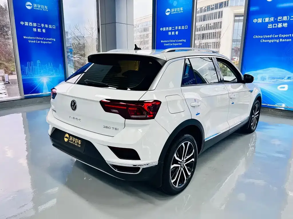 Volkswagen T-Roc — фото 5