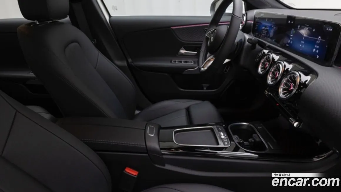 Mercedes-Benz A-Class — фото 10
