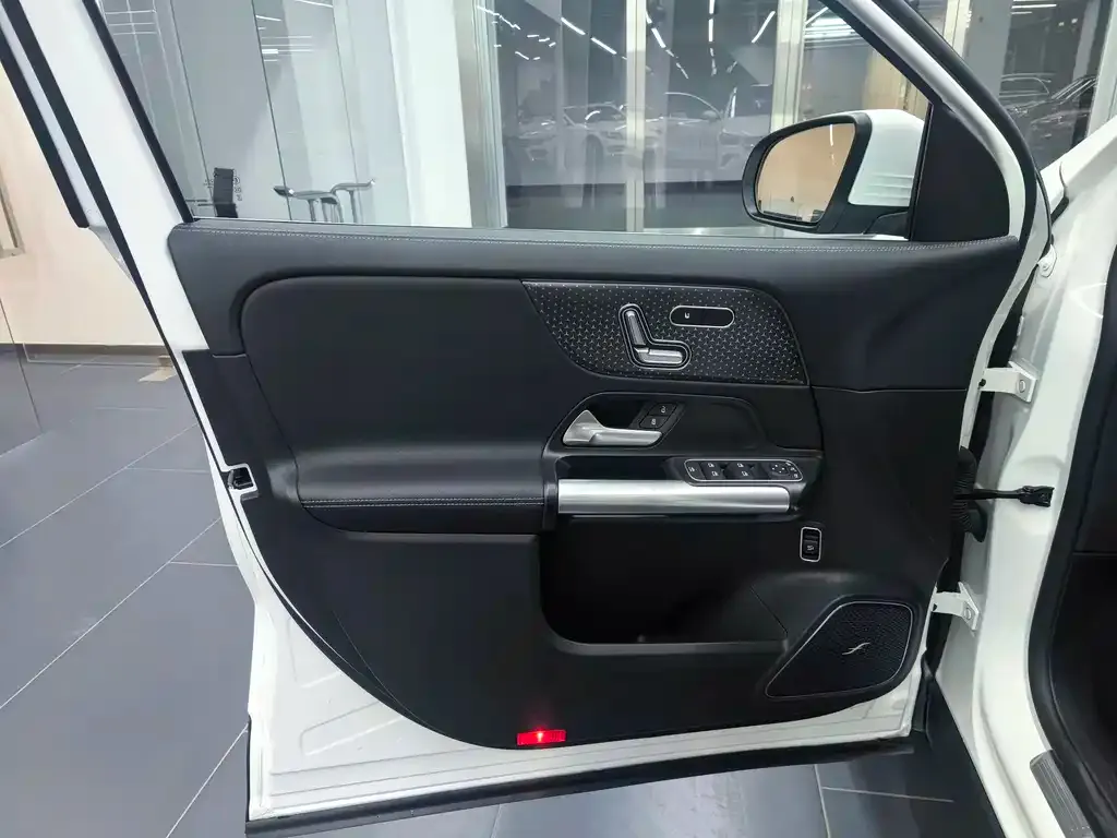 Mercedes-Benz GLA 2024 из CN, фото 6