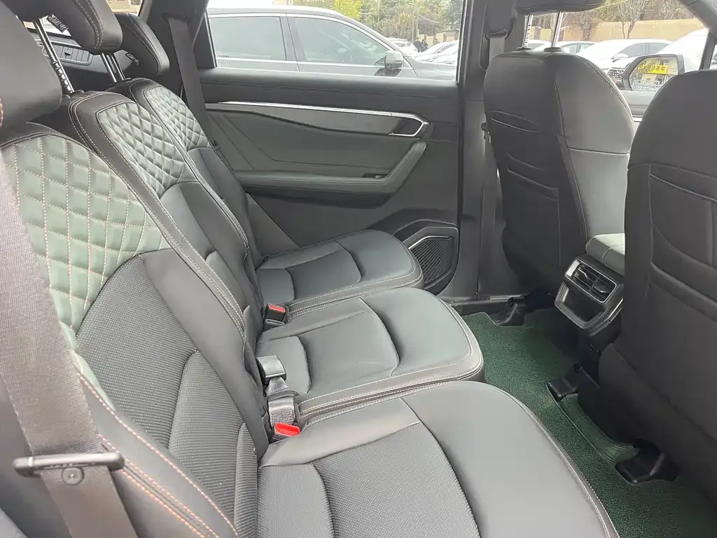 Geely Haoyue L 2023 из CN, фото 9