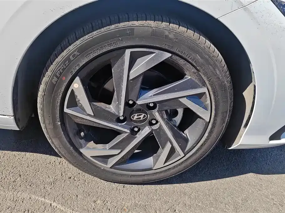 Hyundai Elantra 2025 из CN, фото 10