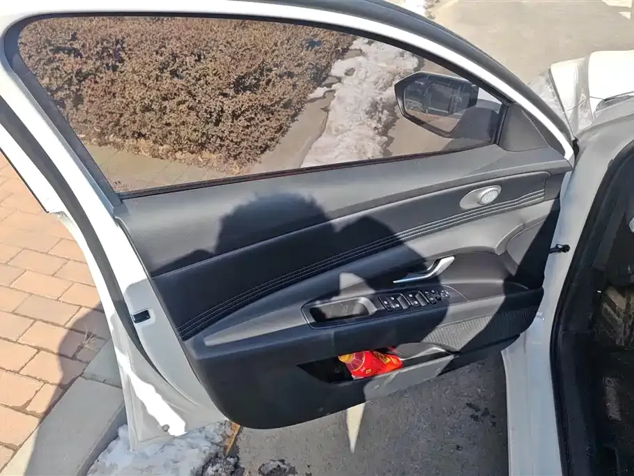 Hyundai Elantra 2025 из CN, фото 9