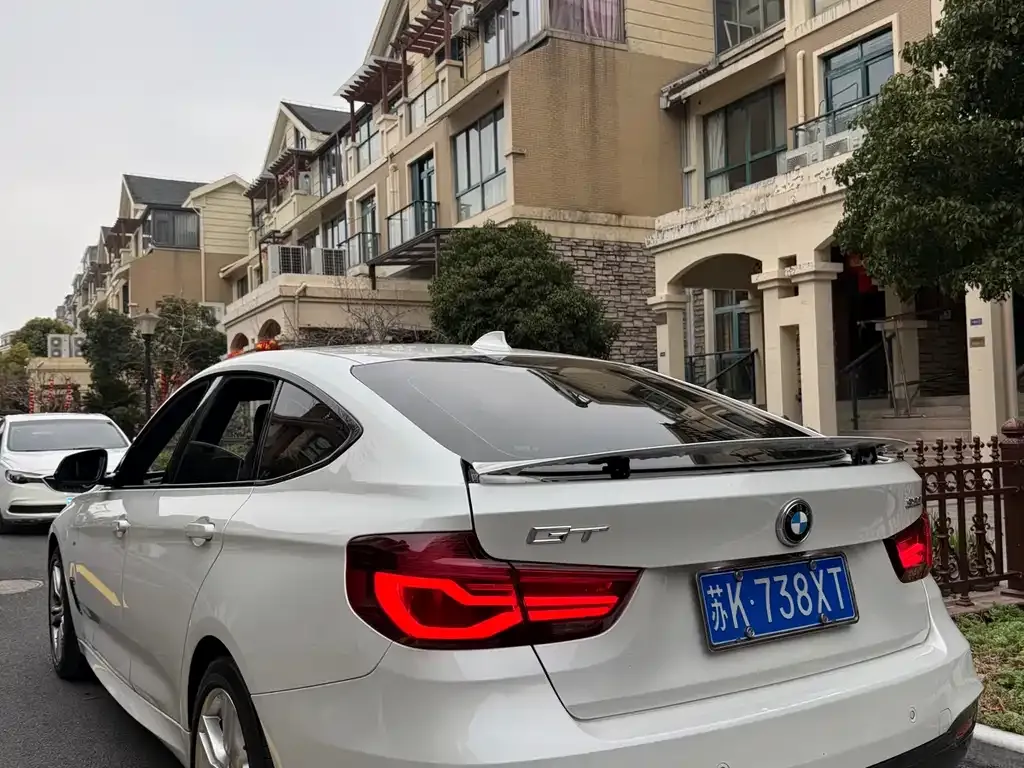 BMW 3 Series GT — фото 9