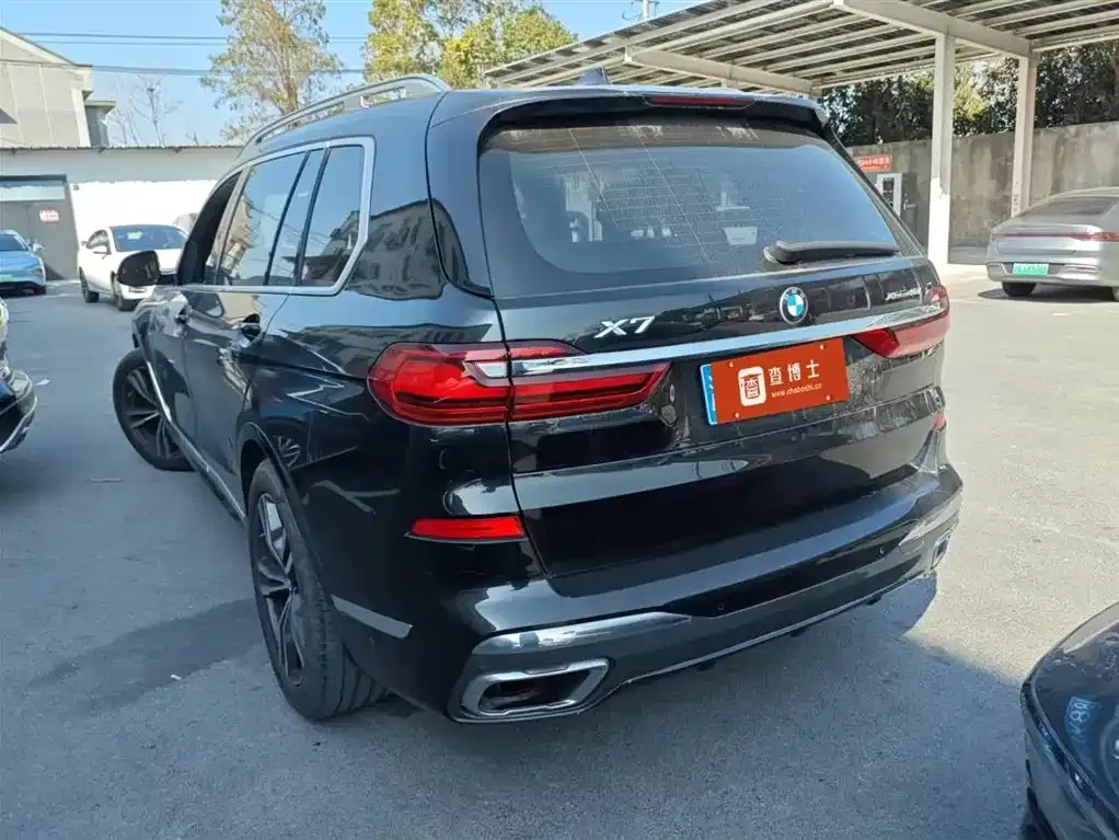 BMW X7 — фото 4