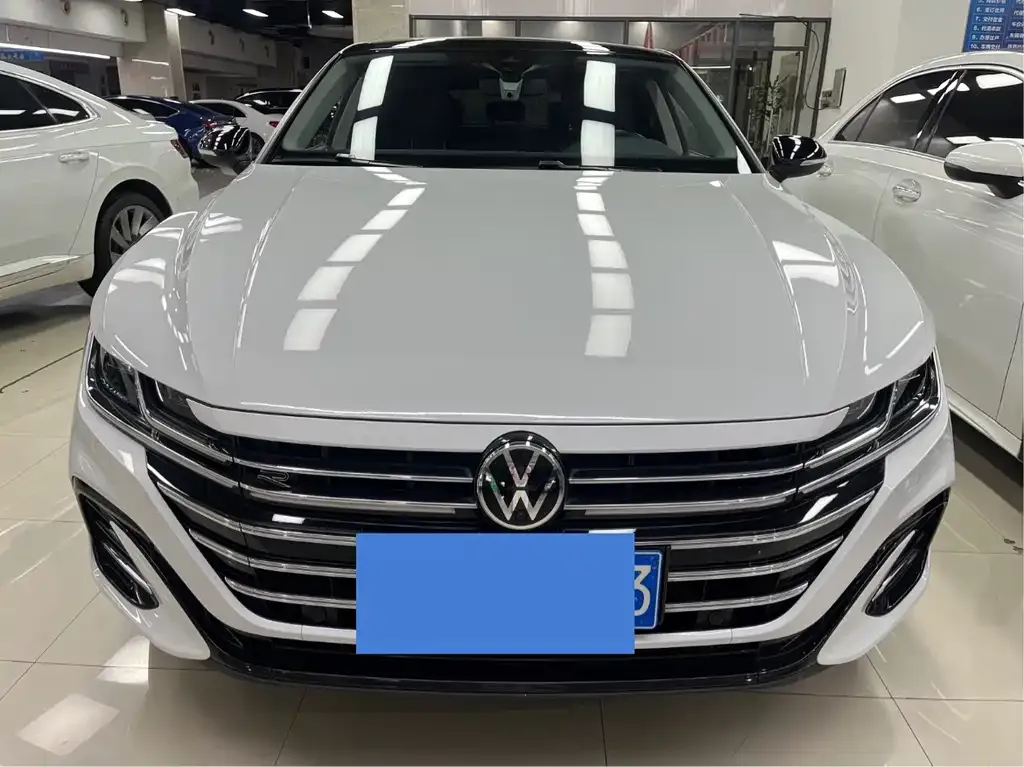 Volkswagen CC 2023 из CN, фото 6