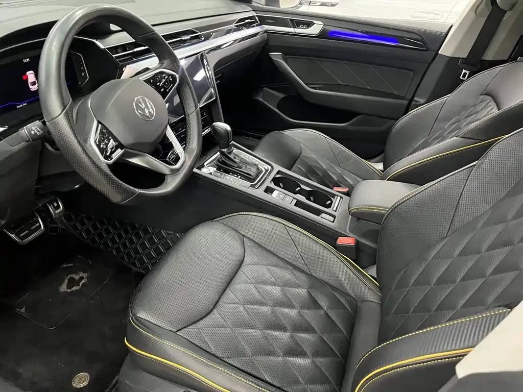 Volkswagen CC 2023 из CN, фото 10