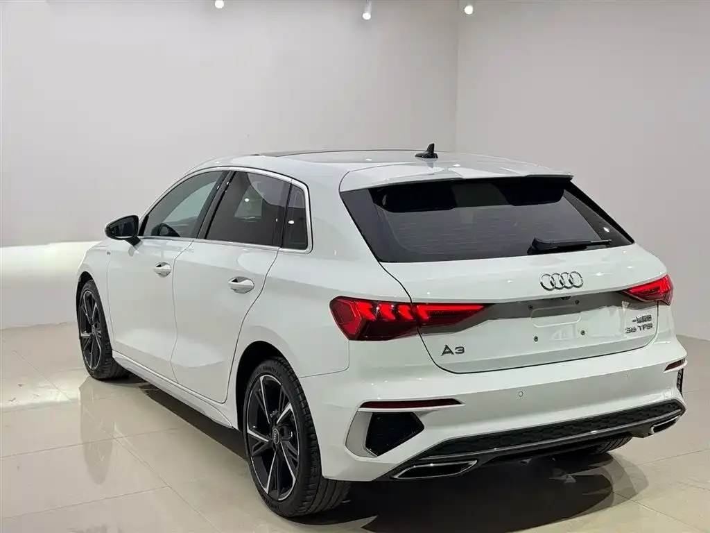 Audi A3 — фото 8
