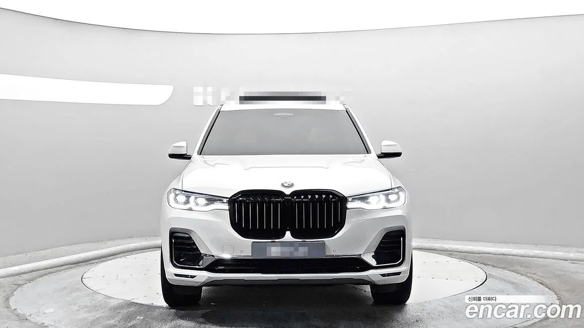BMW X7 — фото 4