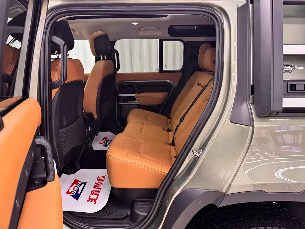 Land Rover Defender — фото 2