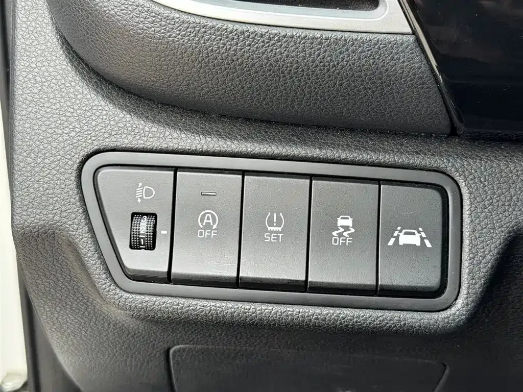 Kia KX3 2022 из CN, фото 9