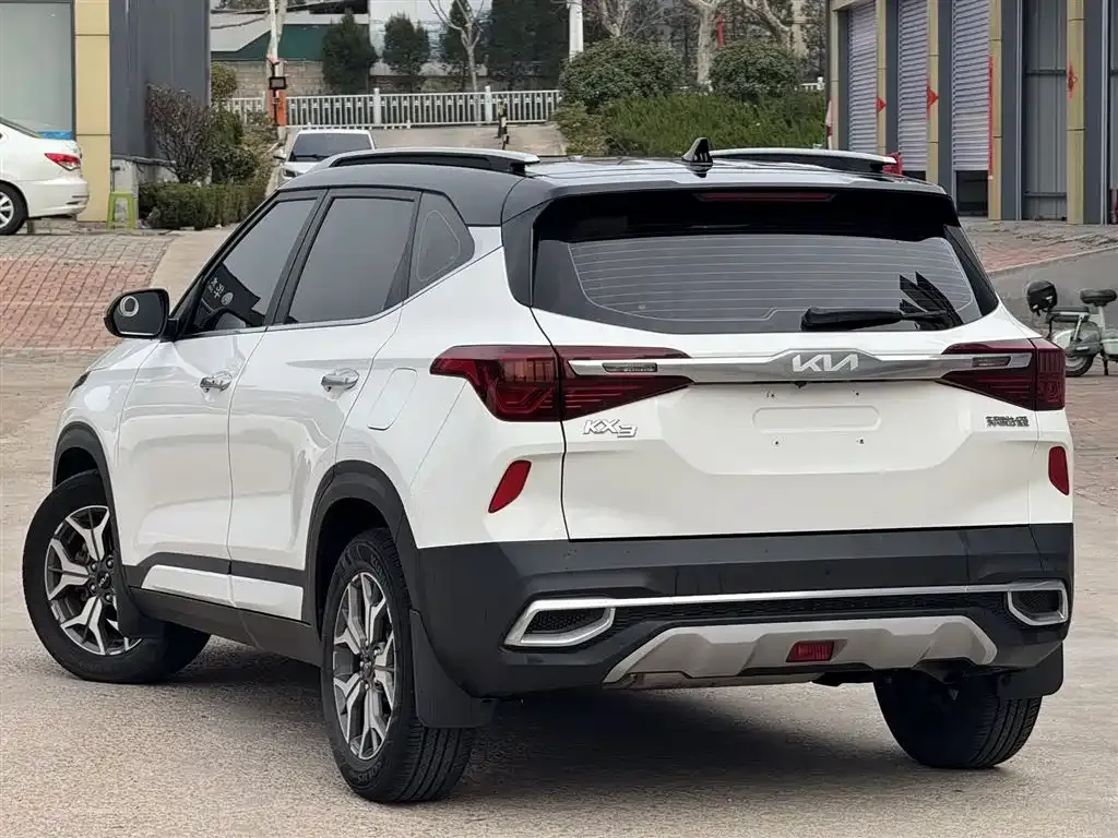 Kia KX3 2022 из CN, фото 6