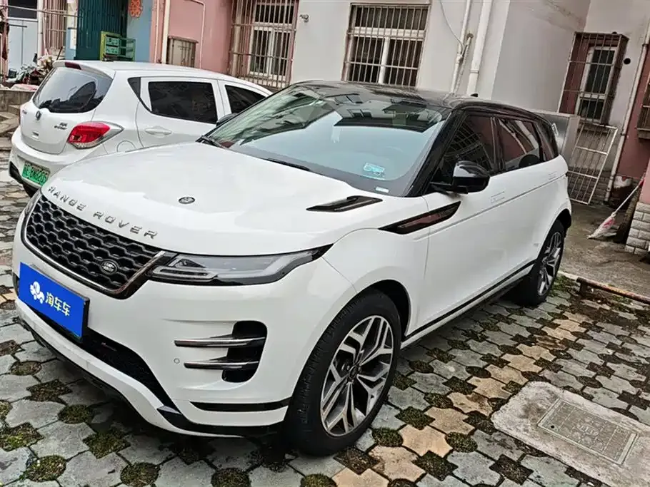 Land Rover Evoque PHEV — фото 1