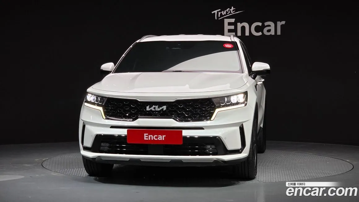 Kia Sorento — фото 9