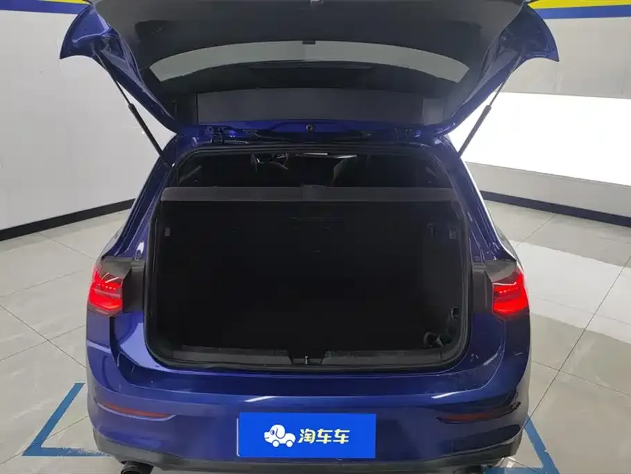 Volkswagen Golf 2021 из CN, фото 2