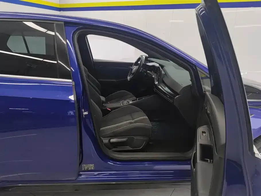 Volkswagen Golf 2021 из CN, фото 6