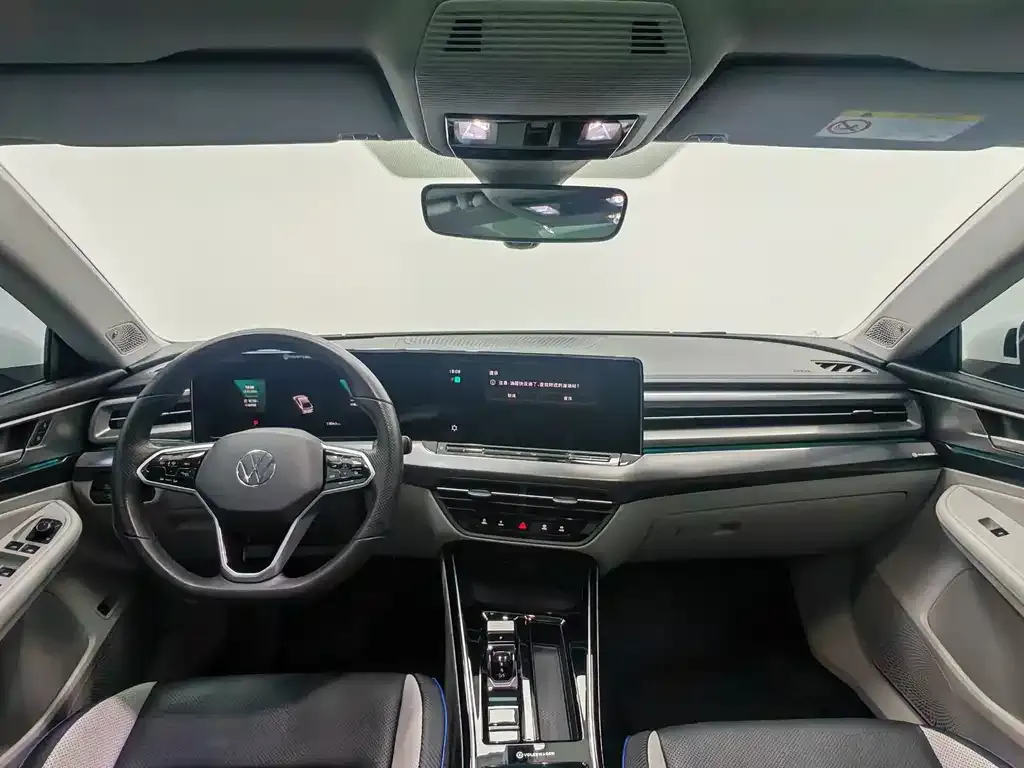 Volkswagen Lamando 2023 из CN, фото 10