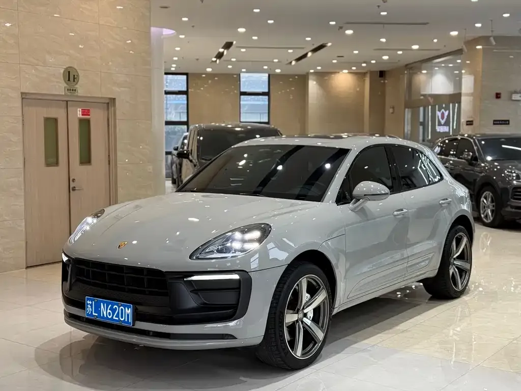 Porsche Macan — фото 1