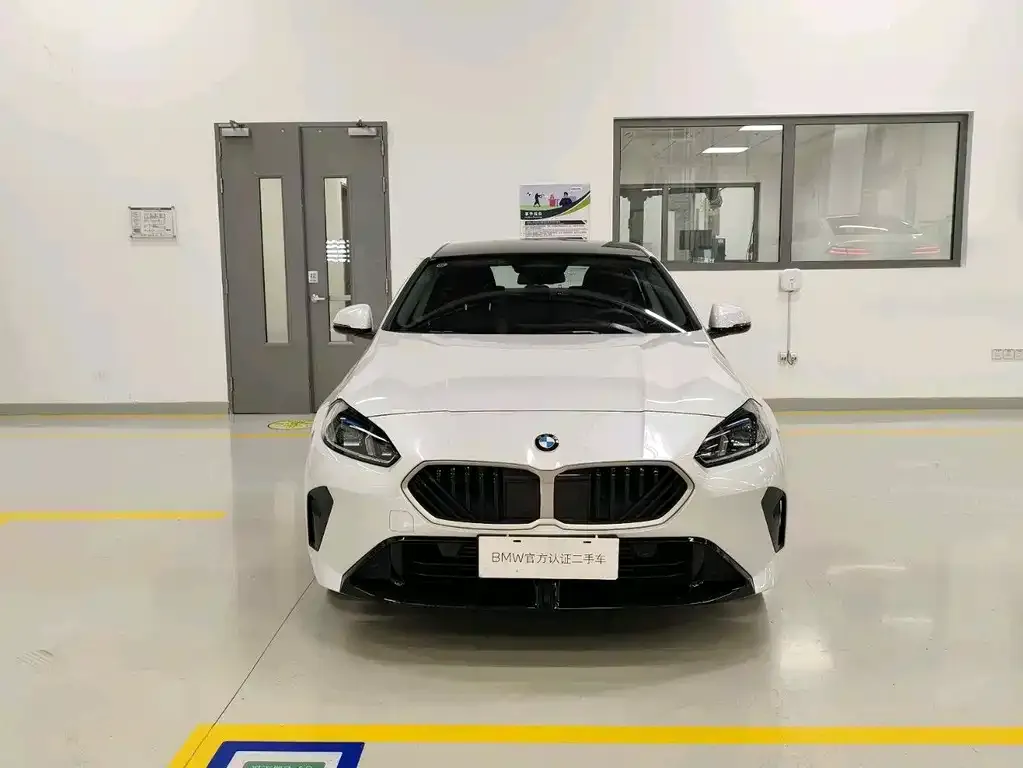 BMW 2 Series 2025 из CN, фото 2