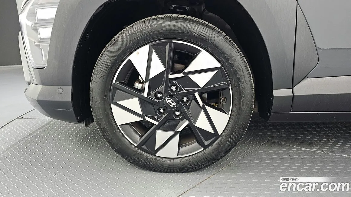 Hyundai Kona — фото 10