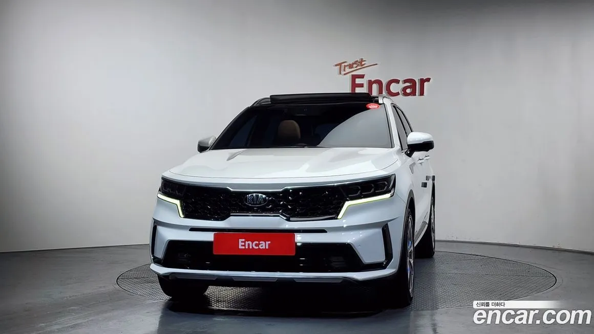 Kia Sorento — фото 8