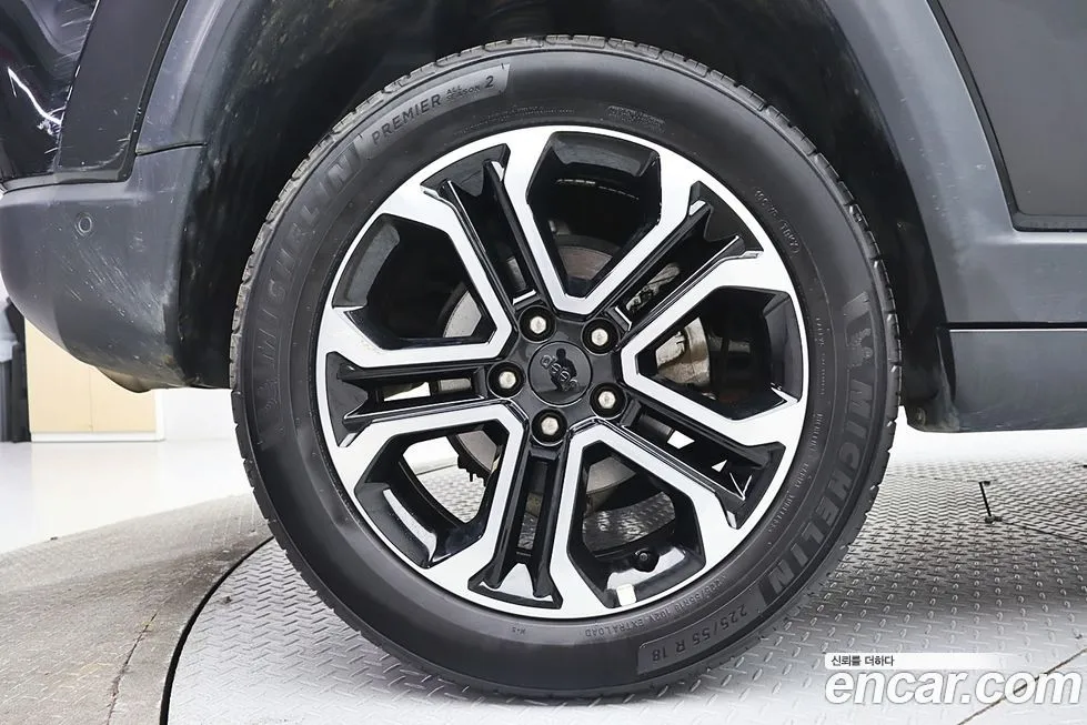 Jeep Compass 2022 из KR, фото 9