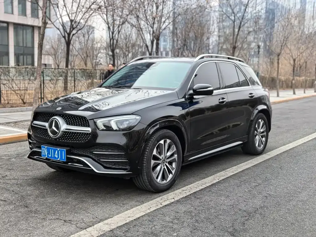Mercedes-Benz GLE — фото 1