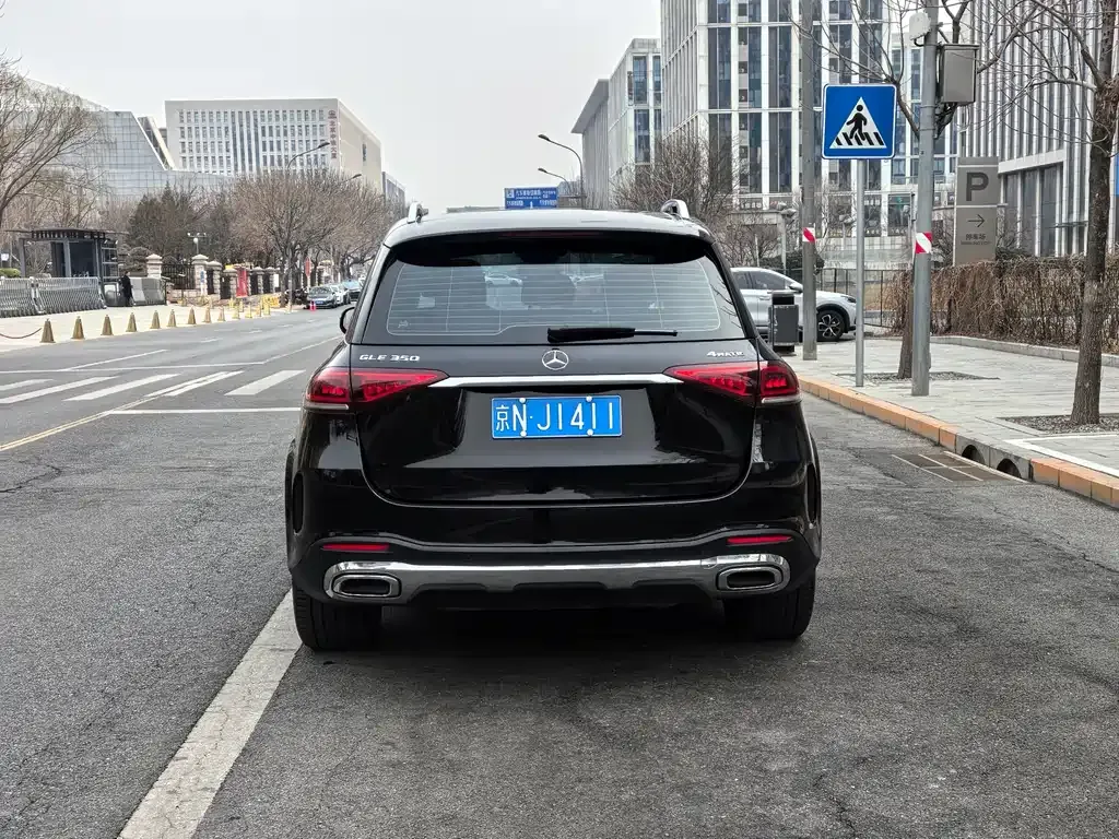 Mercedes-Benz GLE — фото 10