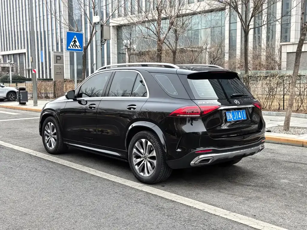 Mercedes-Benz GLE — фото 7