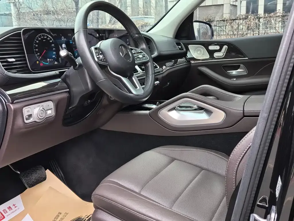Mercedes-Benz GLE — фото 4