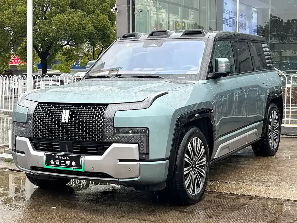 Yangwang U8 2024 из CN, фото 1