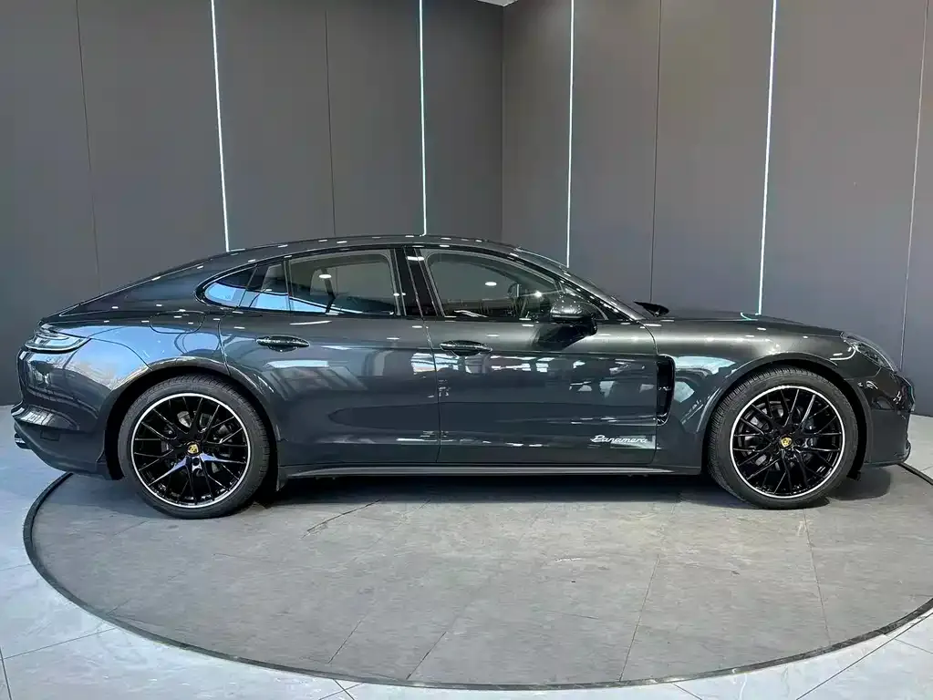 Porsche Panamera 2022 из CN, фото 10