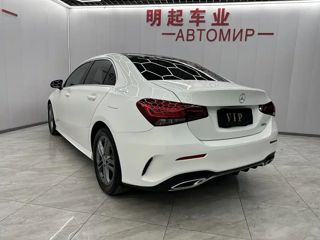 Mercedes-Benz A-Class — фото 10
