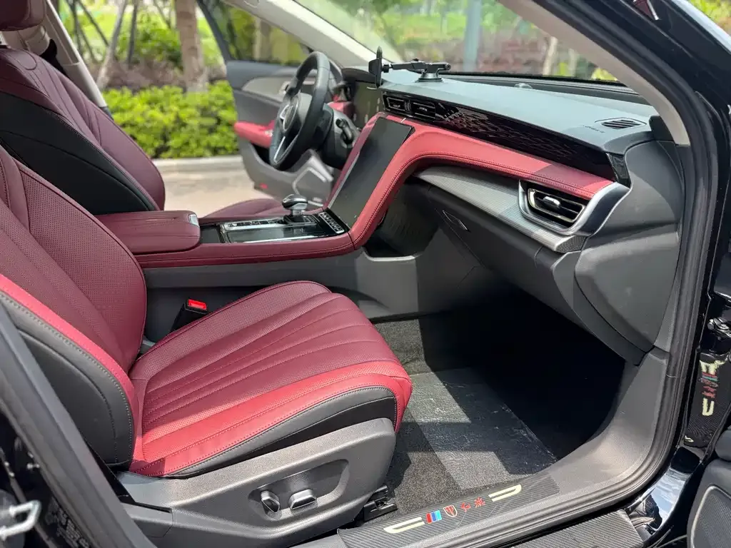 Hongqi H5 2024 из CN, фото 6