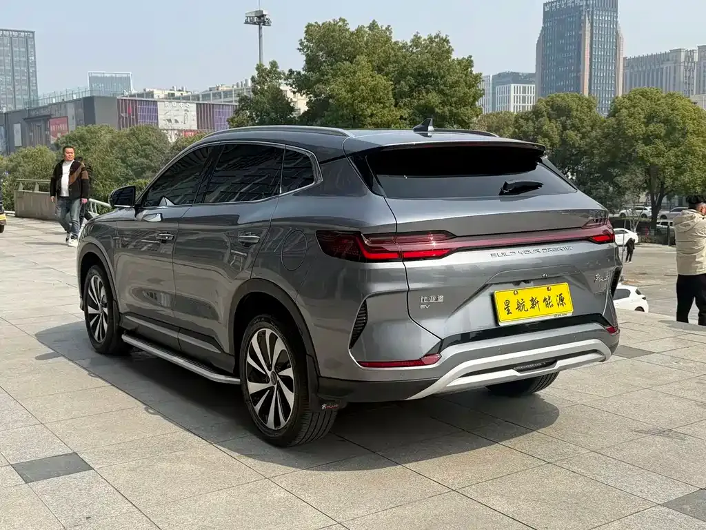 BYD PLUS New Energy — фото 4