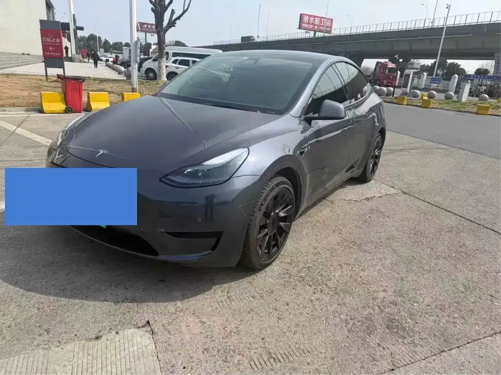 Tesla Model Y 2023 из CN, фото 1