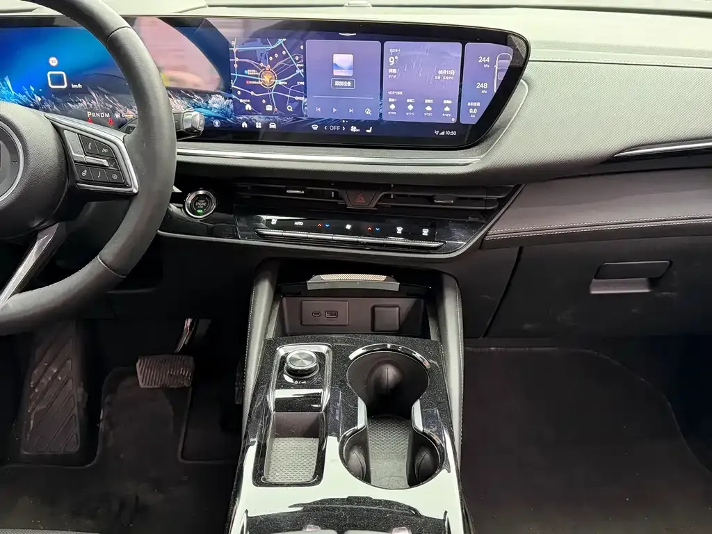 Buick Envision Plus — фото 4