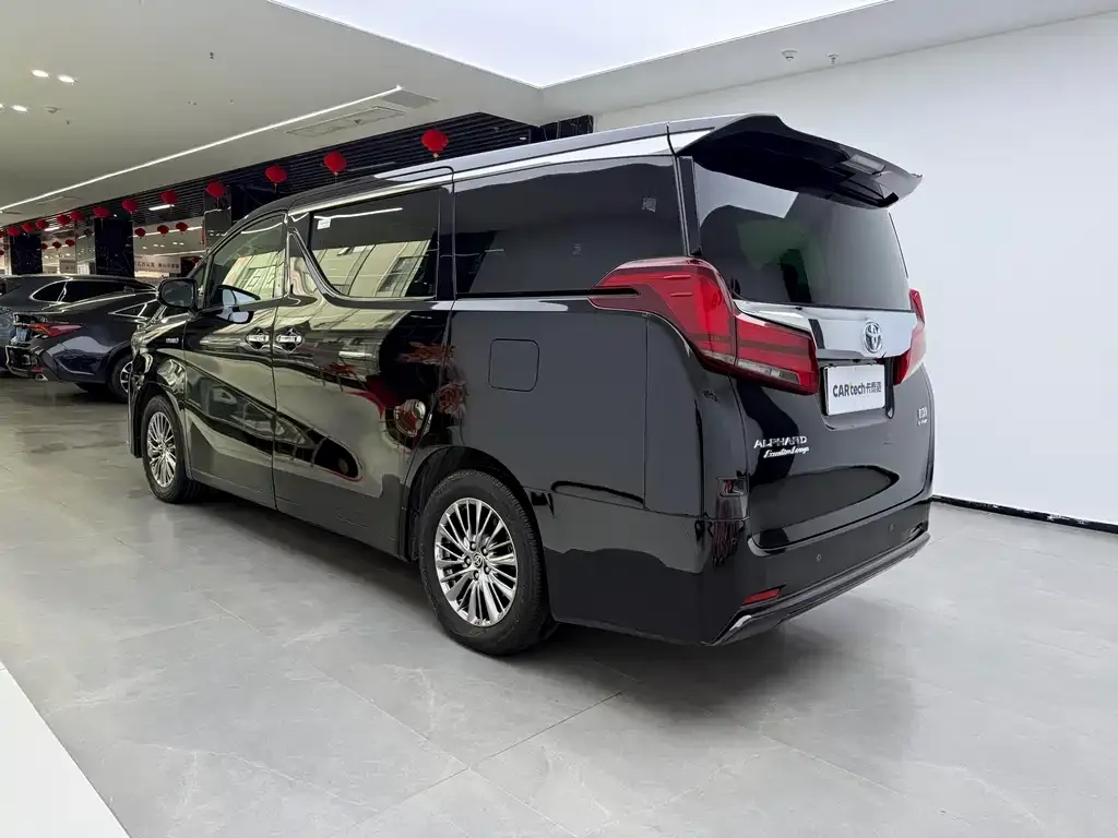 Toyota Alphard 2022 из CN, фото 5
