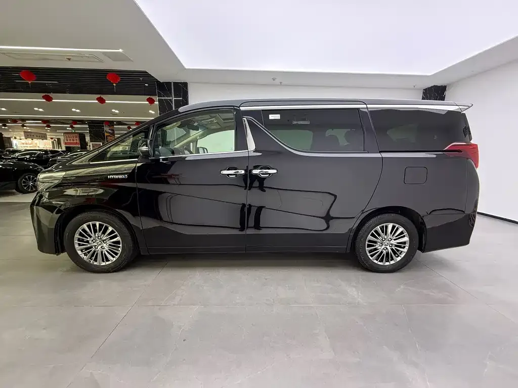 Toyota Alphard 2022 из CN, фото 6