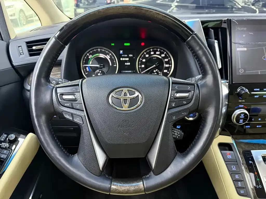 Toyota Alphard 2022 из CN, фото 9