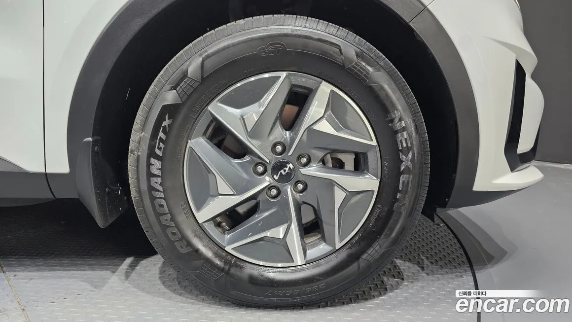 Kia Sorento — фото 8