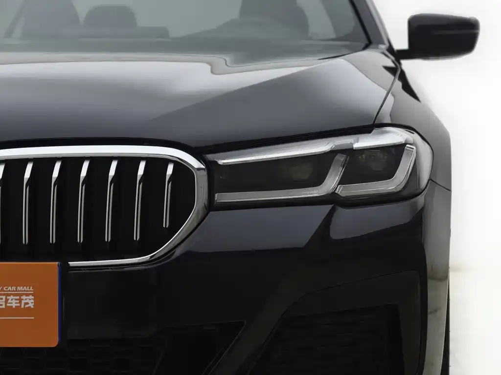 BMW 5 Series — фото 2